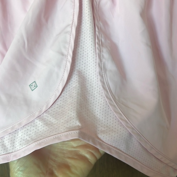 Antonio Melani Light Pink Core Athletic Shorts, Sz. S, 3” inseam, Like New! - Picture 6 of 11
